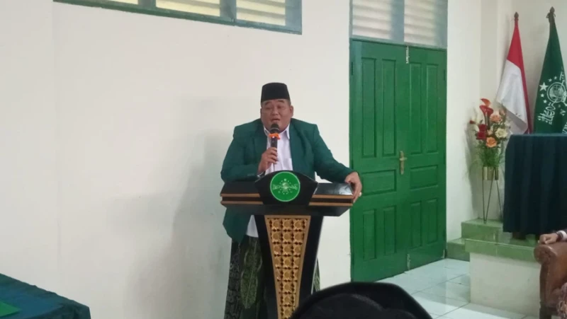Katib Syuriyah PCNU KH Lukman Hakim Hamid dalam Konferensi Cabang (Konfercab) Pengurus Cabang Nahdlatul Ulama (PCNU) Kota Pengurus Cabang Kabupaten Pidie Jaya di Pesantren Al-Hamid, Cipayung, Pengurus Cabang Kabupaten Pidie Jaya, Ahad (14/06/2026). (foto: NU Online/Zehid)